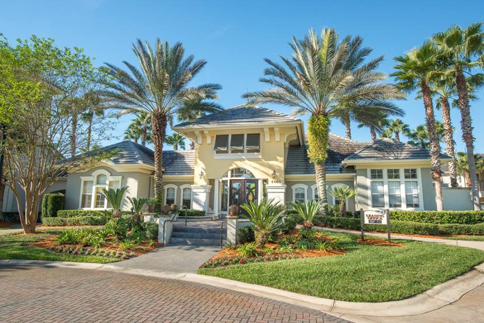 Cape House Apartments