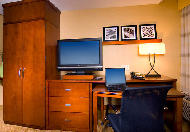 Courtyard by Marriott Wilmington Newark/Christiana Mall