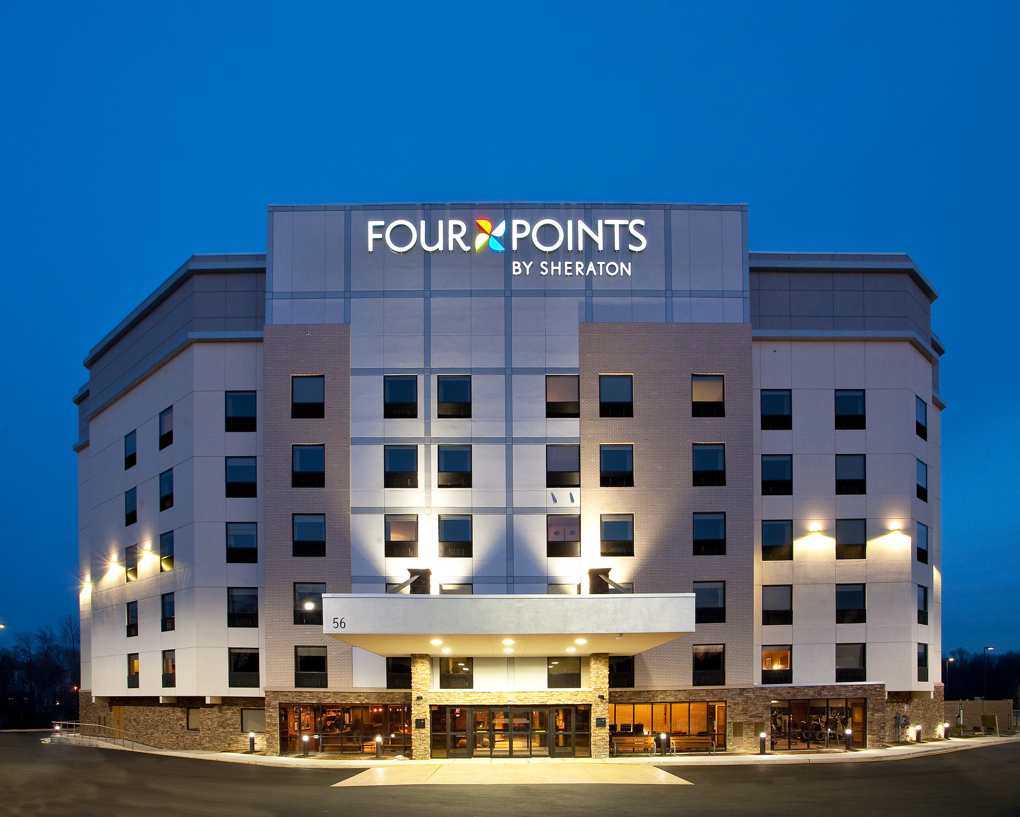 4 points. Hotel four points by Sheraton. Отель 4 звезды фасад. Отель Шератон фасад. Красивые фасады отелей Европы и Америки.