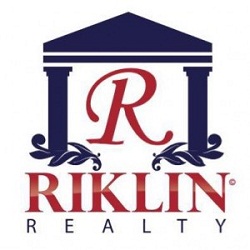 J.C. Torres, Real Estate Broker