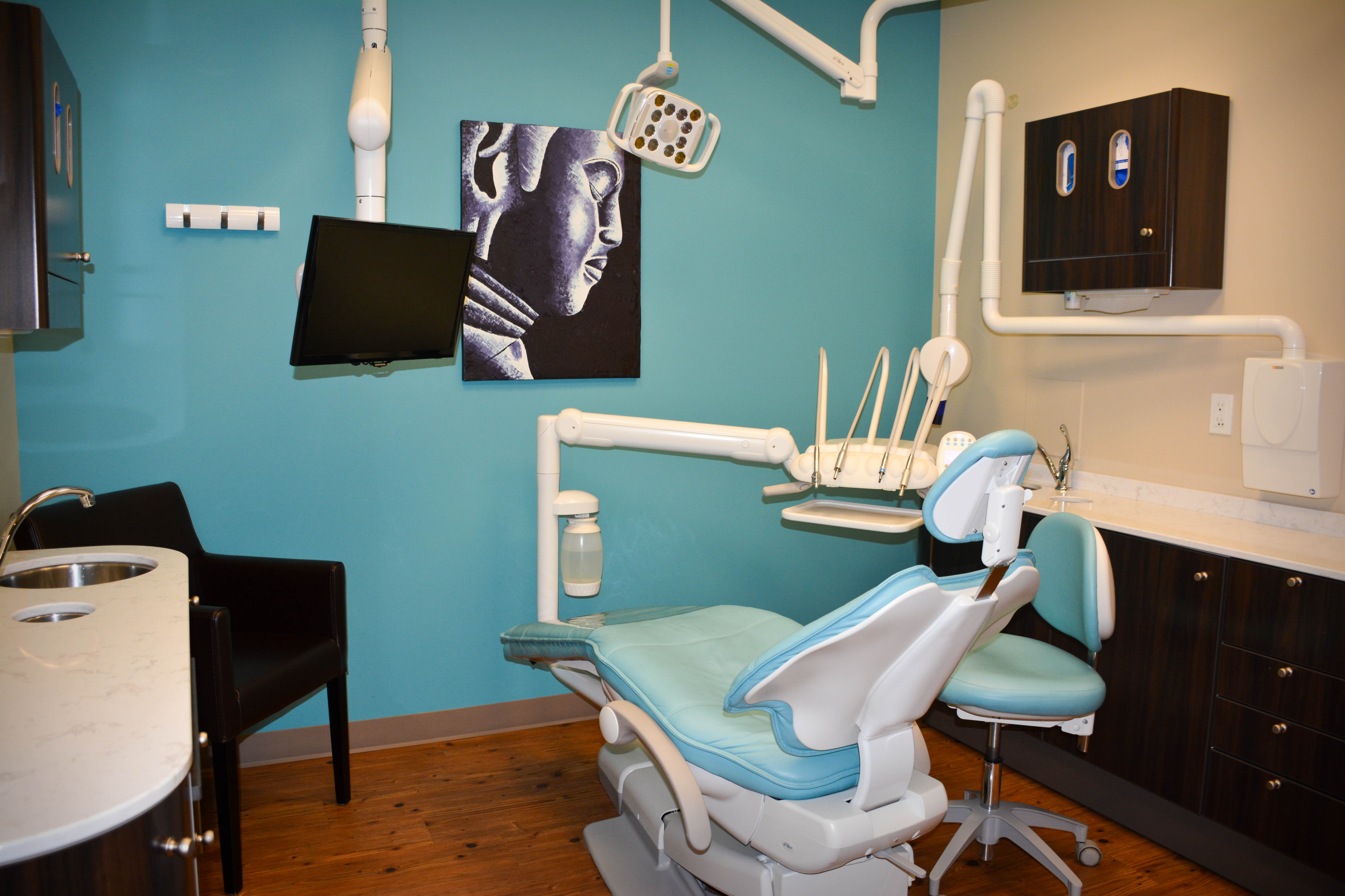 Dynamic Dental in Calgary, Alberta, 210, 163 Quarry Park Blvd SE