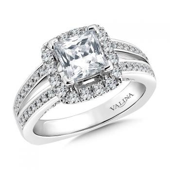 Distinctive Gold Jewelry