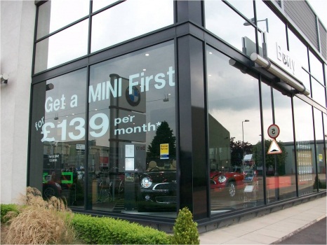 Berry Chiswick BMW & MINI Centre