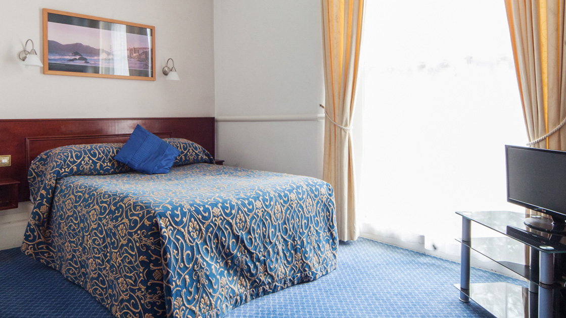 The Washington Gusethouse Bristol