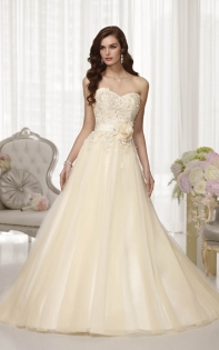 Find women plus size wedding dresses for all plus sized women’s