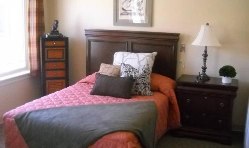 Caleo Bay Alzheimer's Special Care Center